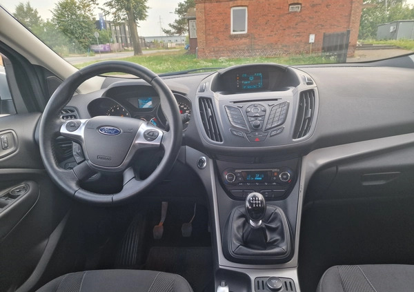 Ford Kuga cena 58056 przebieg: 182033, rok produkcji 2015 z Woźniki małe 704